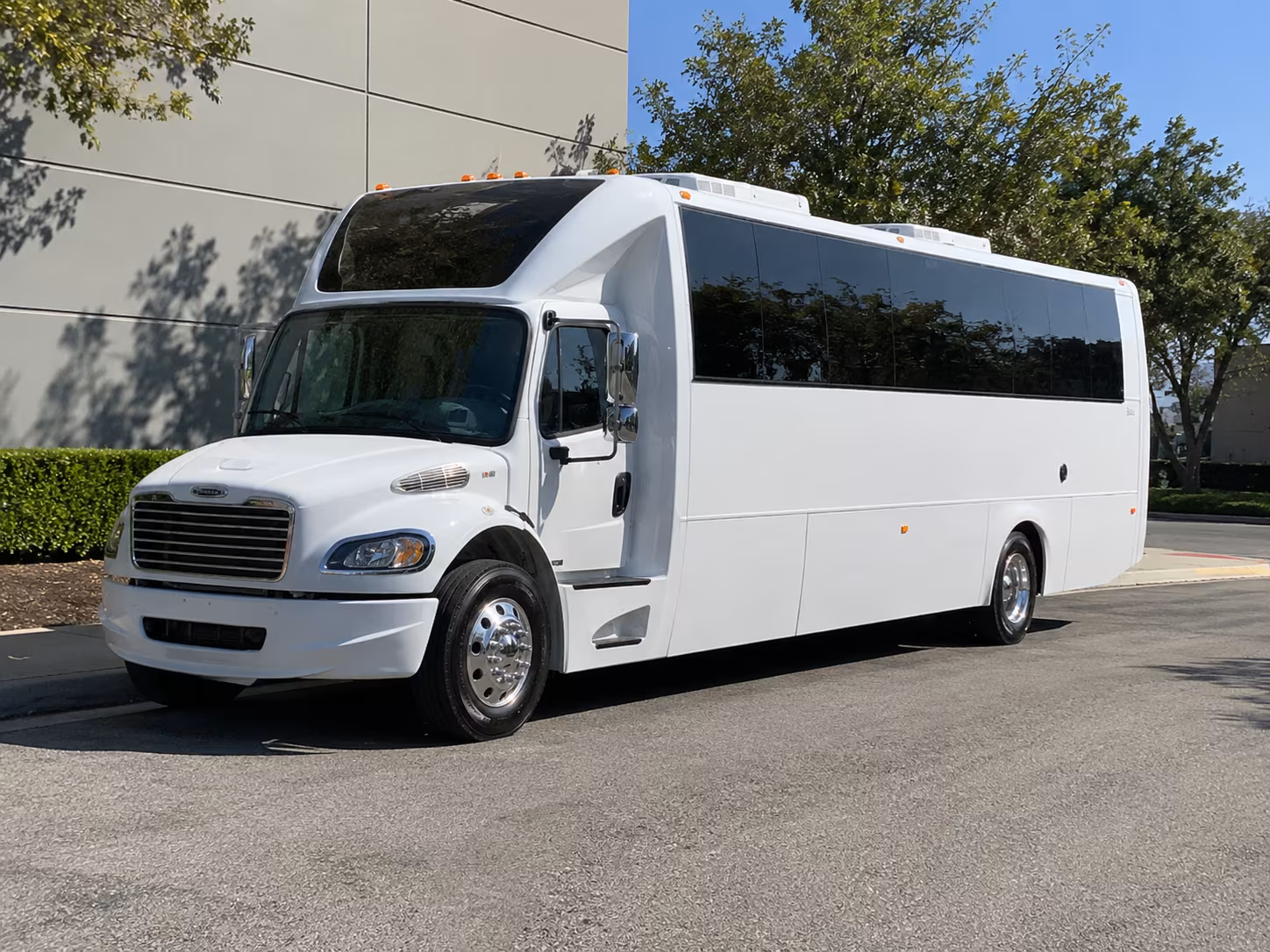 bus rentals for corporate hospitality and client entertainment around metro detroit