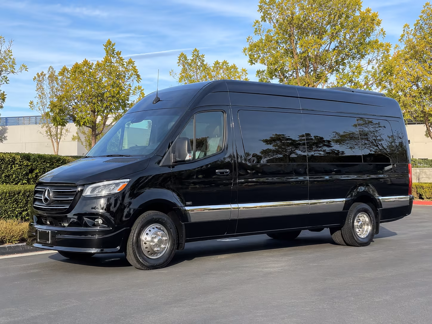 easily book transportation for your next bachelor or bachelorette party 1