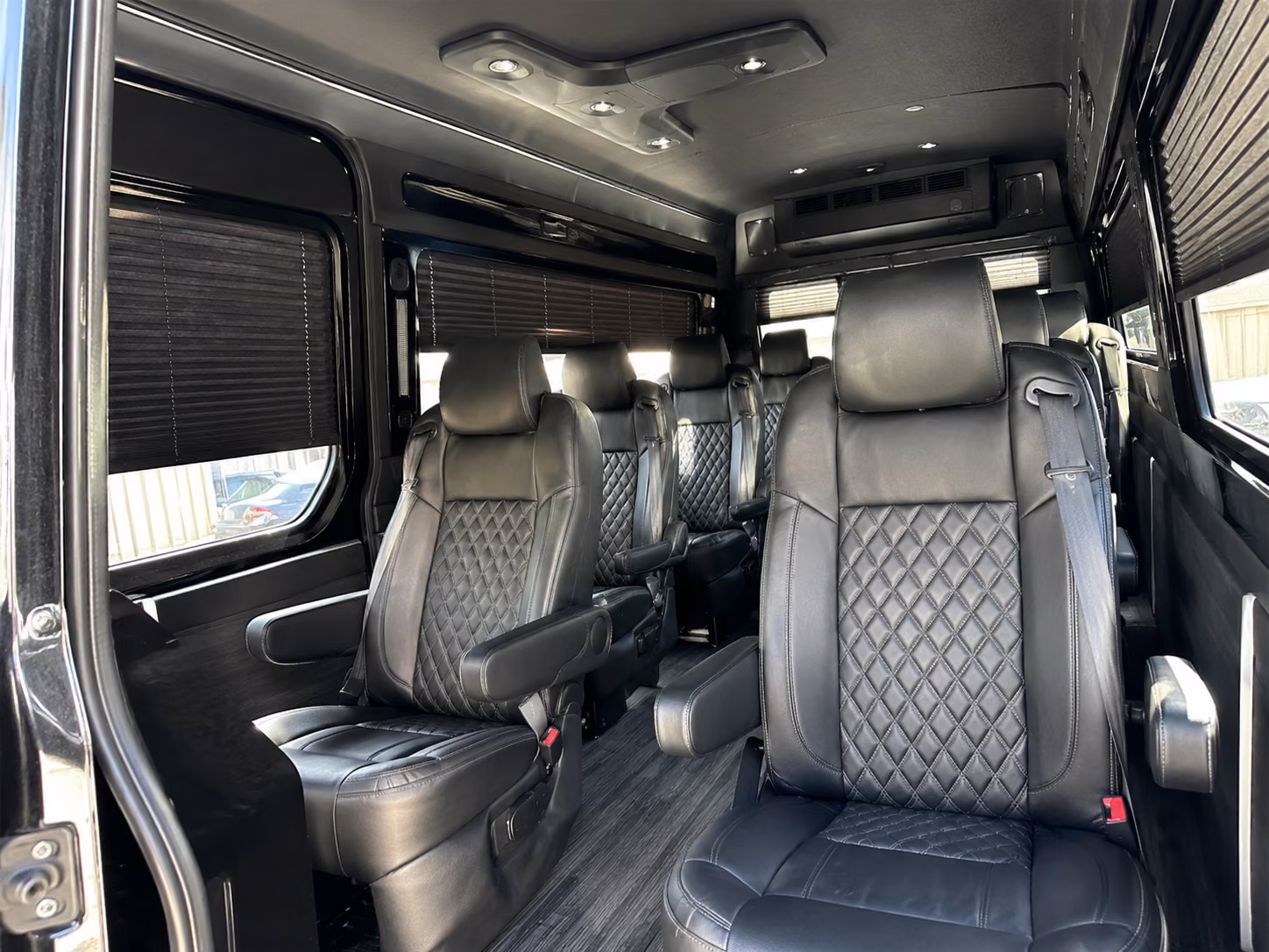 easily book transportation for your next prom 1