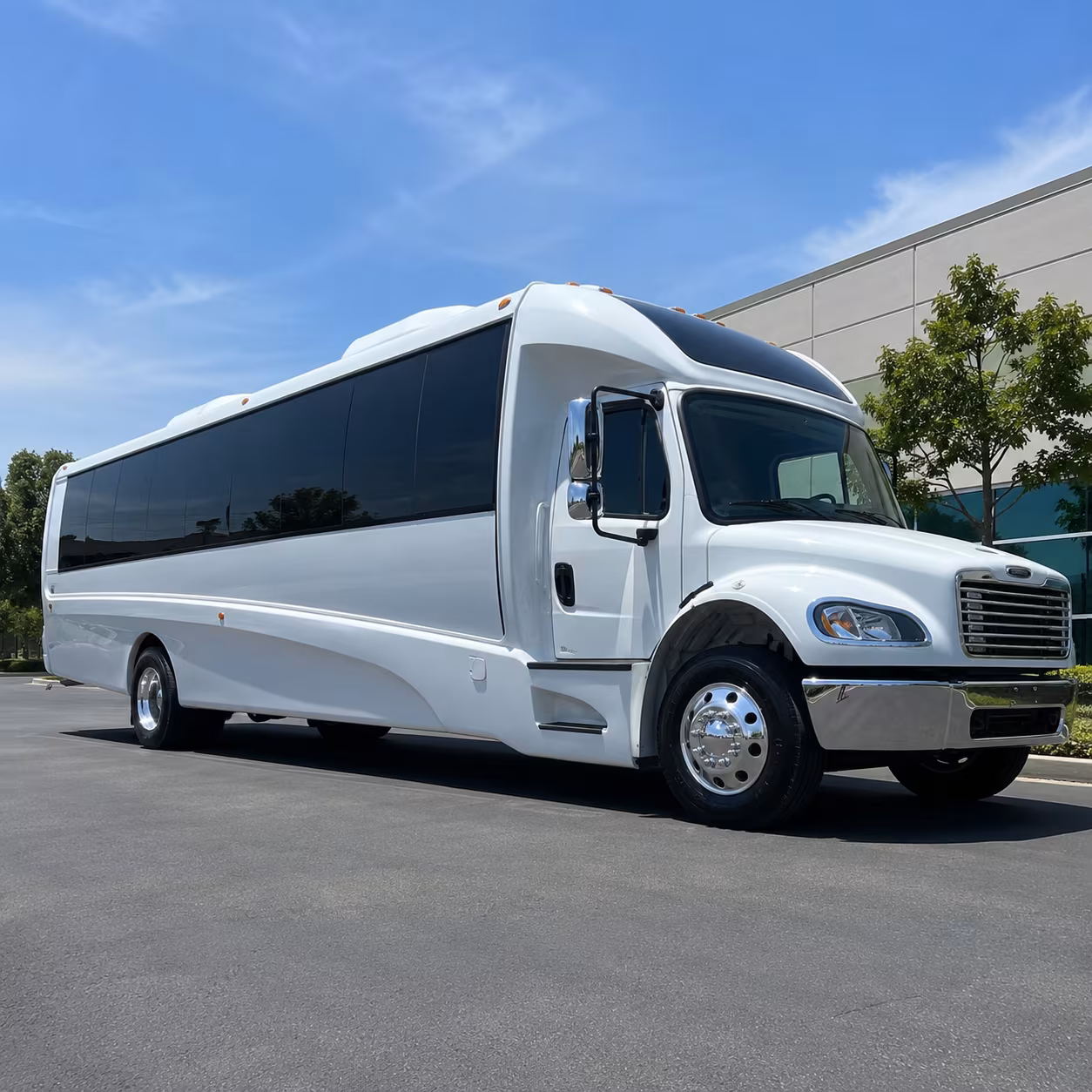 livonia 30 passenger minibus
